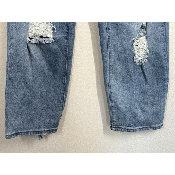 Almost Famous Straight Leg Distressed Dad Jeans Size 9 Juniors Denim Rue21 EUC - Picture 4 of 14